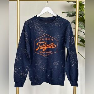 NWOT Southern Bliss Navy sweatshirt